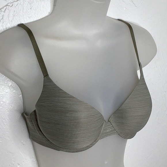 Victoria’s Secret uplift semi Demi army green wired bra size 34C EUC - Picture 2 of 15